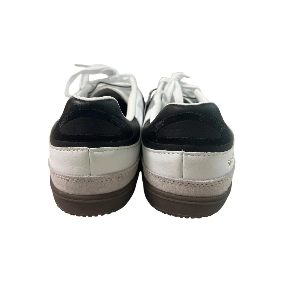 Skechers brand new